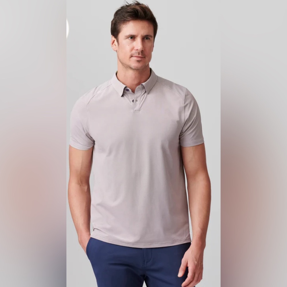 Rhone Commuter Performance Polo Size Large Lightweight Short Sleeve Shirt